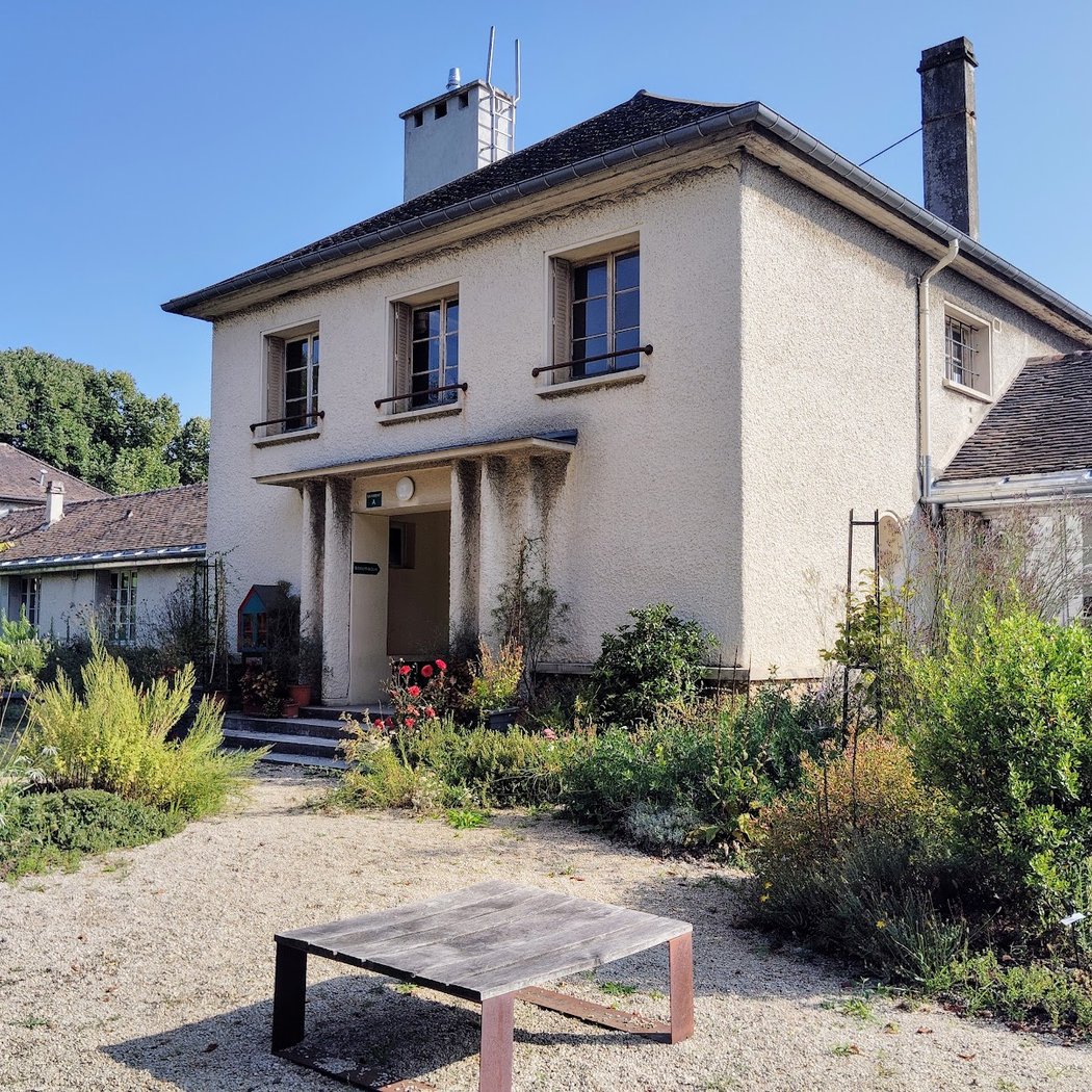 Bibliothèque de l'Ecole Du Breuil 2